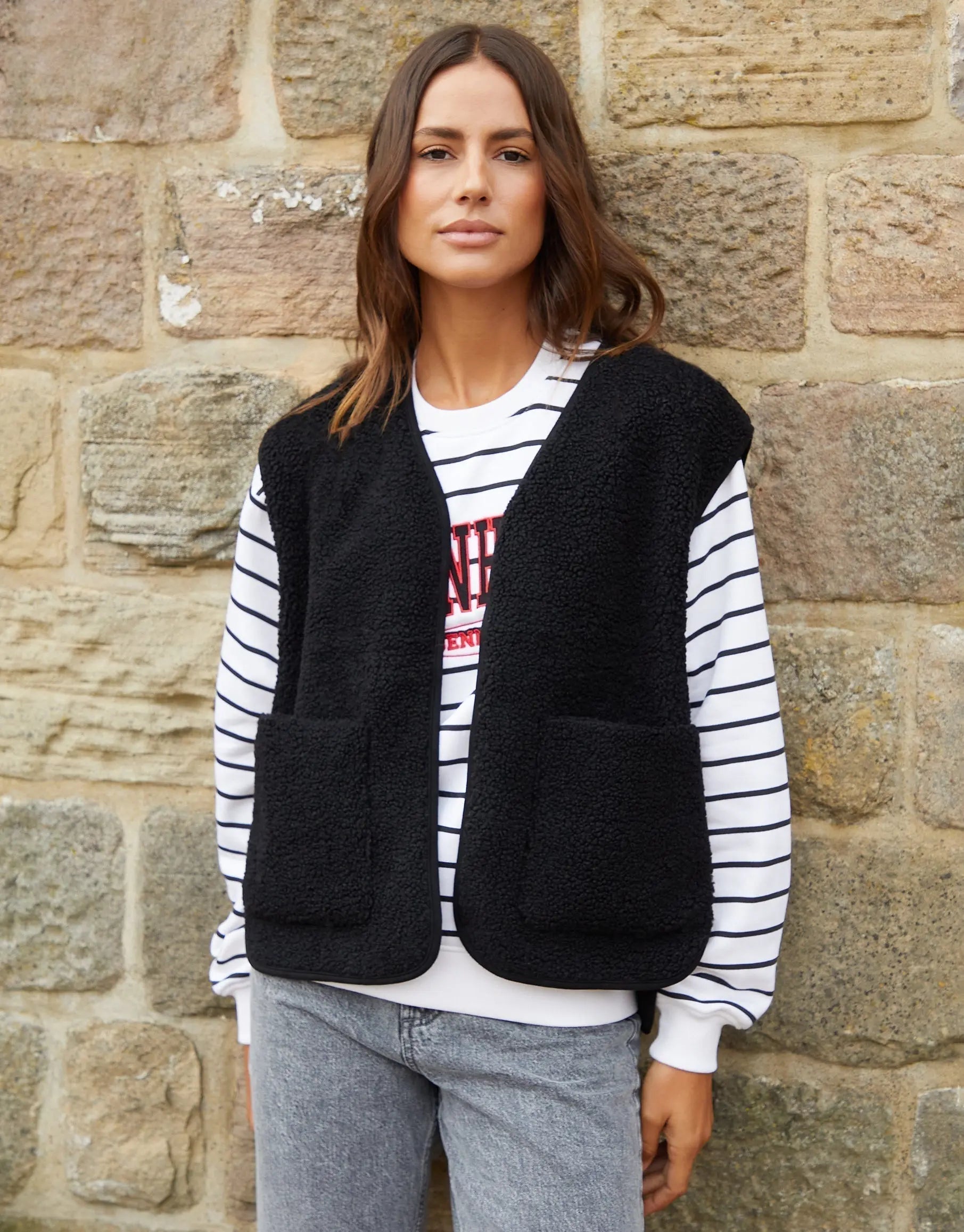 Women's Black Reversible Fleece Borg Gilet Siouxe